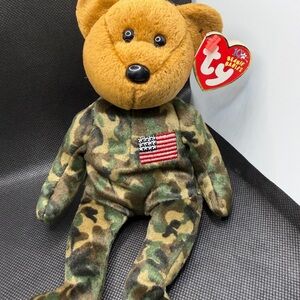 Ty Beanie Baby Hero Bear 2003 USO Camo Military USA Flag Plush w/ Tag Patriotic